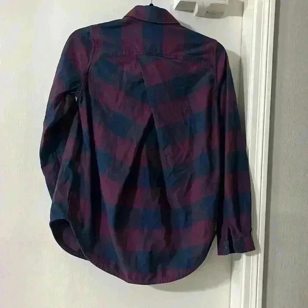 Lululemon Full Day Ahead Shirt
Revive Plaid Night Diver Galactic Grape - Picture 8 of 11